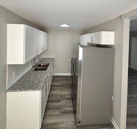 Building Photo - JUNE SPECIAL!!! Sign lease & pay deposit b...