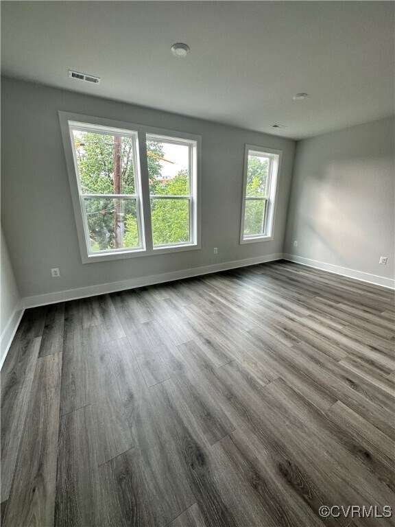 Building Photo - 1021 N Lombardy St