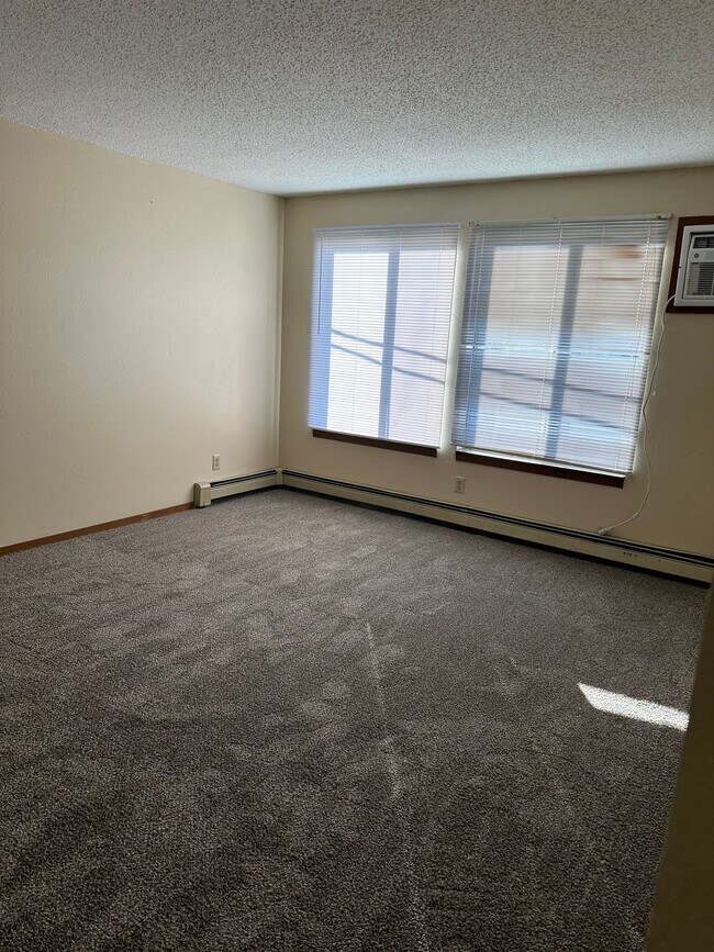 Building Photo - Two Bedroom