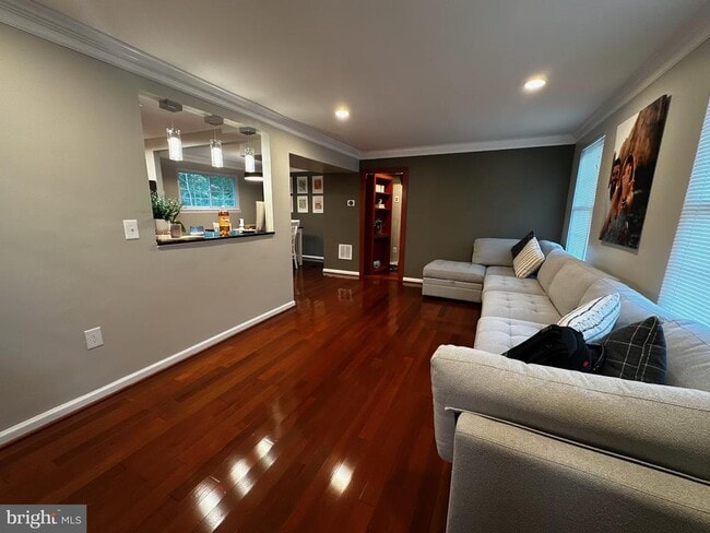 Building Photo - 8925 Alliston Hollow Way