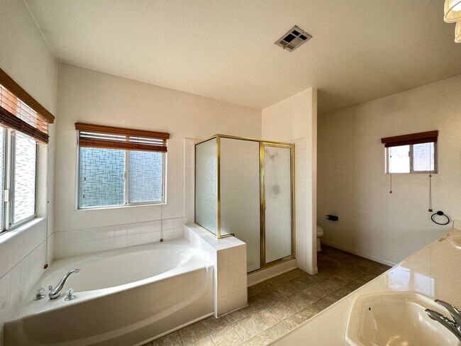 Building Photo - TIMBER CREEK VILLAGE