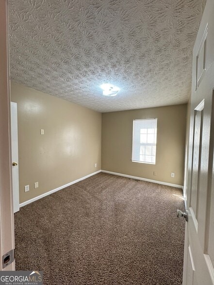 Building Photo - 5869 Strathmoor Manor Cir