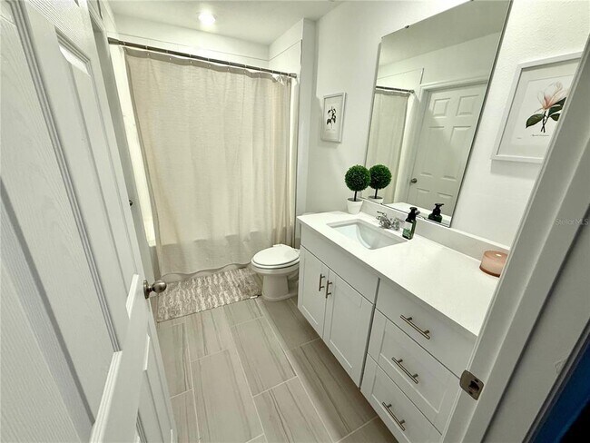 Building Photo - 2013 Crape Jasmine Ln