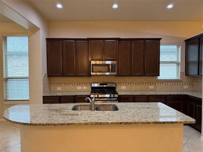 Building Photo - 29015 Davenport Dr