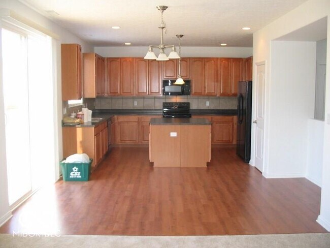 Building Photo - 11249 Candice Dr