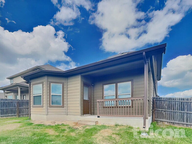 Building Photo - 3907 Josephs Run