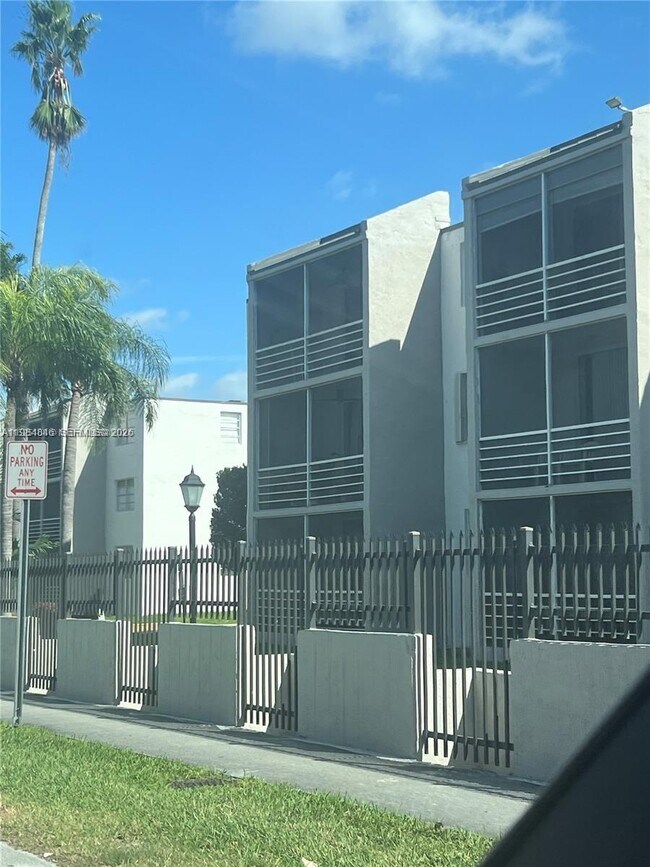 Building Photo - 14155 SW 87th St