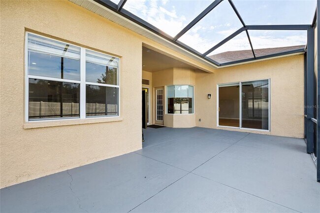 Building Photo - 20111 Tamiami Ave