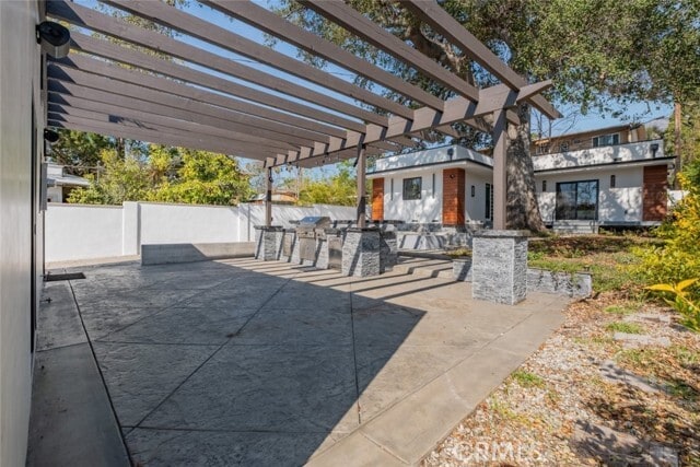 Building Photo - 421 Mariposa Ave