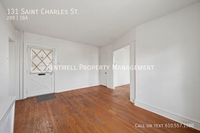 Building Photo - 131 St Charles St