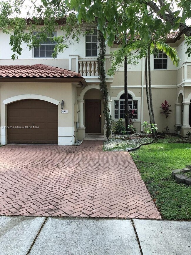 Primary Photo - 4941 SW 135th Way