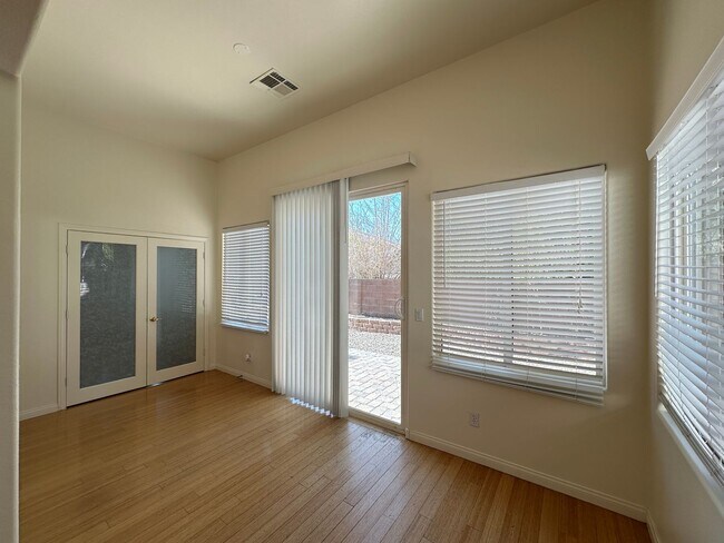 Building Photo - SEDONA AT SOUTHWEST RANCH