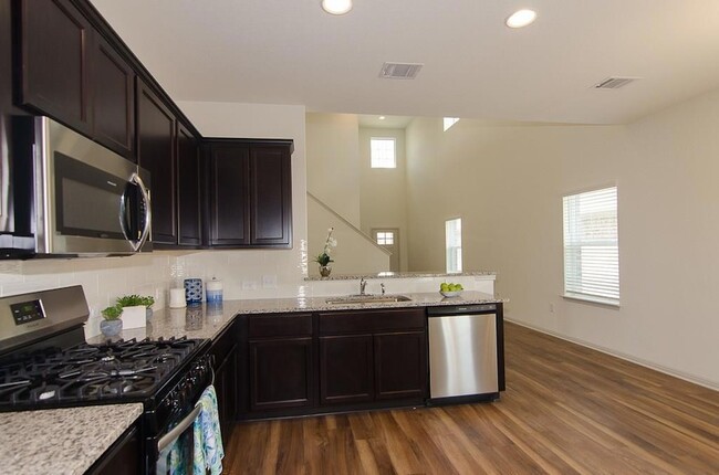 Building Photo - 409 Otto Ave