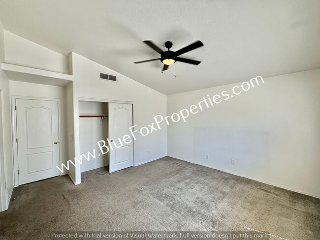 Building Photo - 2089 W Cholla Vista Dr