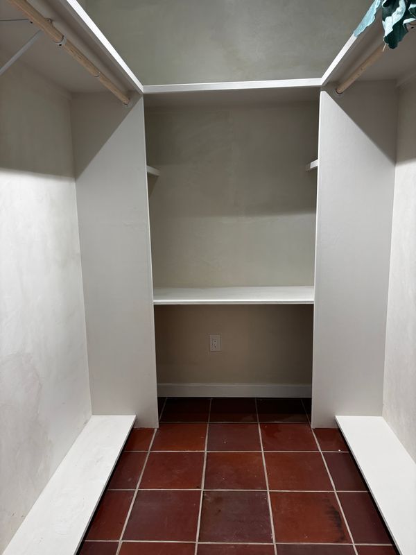 Building Photo - 1802 N Raymond Ave