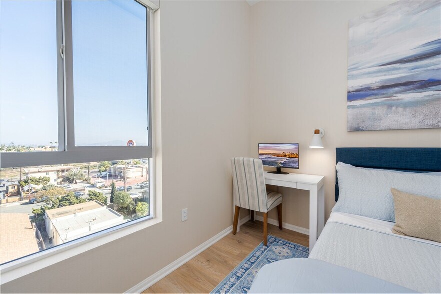 Building Photo - 3136 Meade Ave