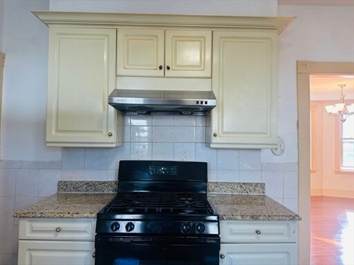 Building Photo - 85 River St