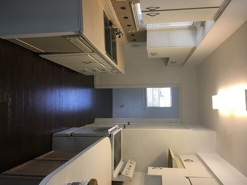 Building Photo - 1510 Crockett Cir