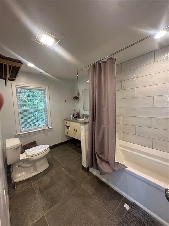 Building Photo - 21 Swan Ave