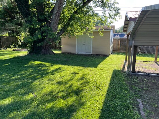 Building Photo - 1407 Bel Aire Dr