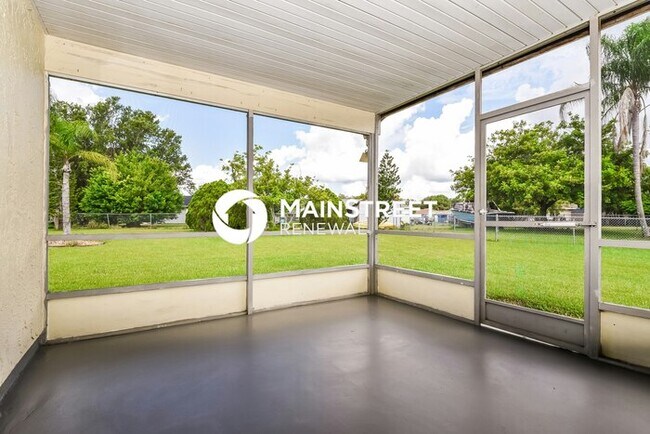 Building Photo - 3 Bedroom Pet-Friendly Home in North Port, FL with Main Street Renewal