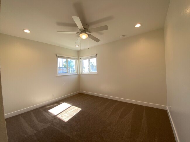 Building Photo - 3153 Sumatra Pl