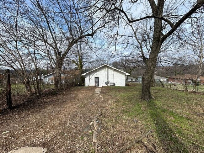 Building Photo - 4005 40th Ave N