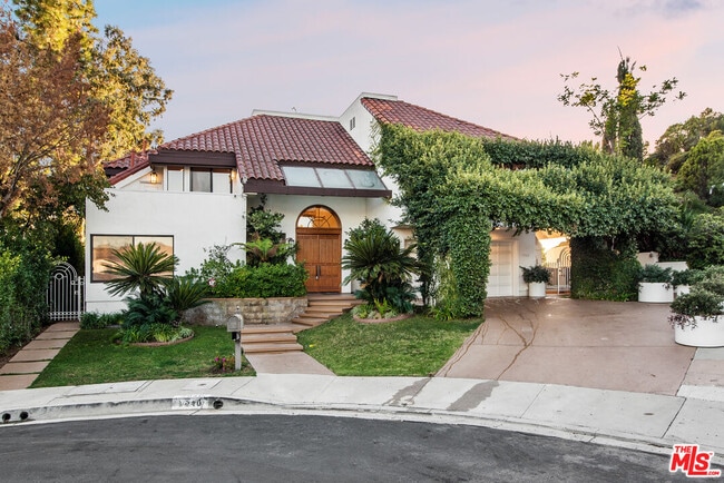 Building Photo - 7940 Vulcan Dr