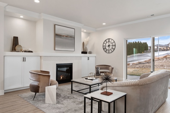 Building Photo - 701 Mara Loop