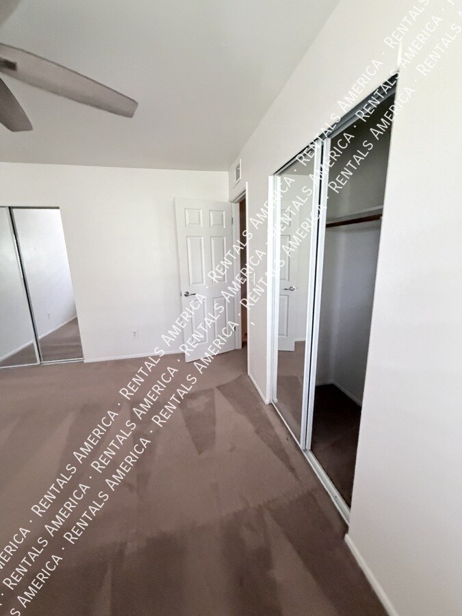 Building Photo - 1254 N 85th Pl