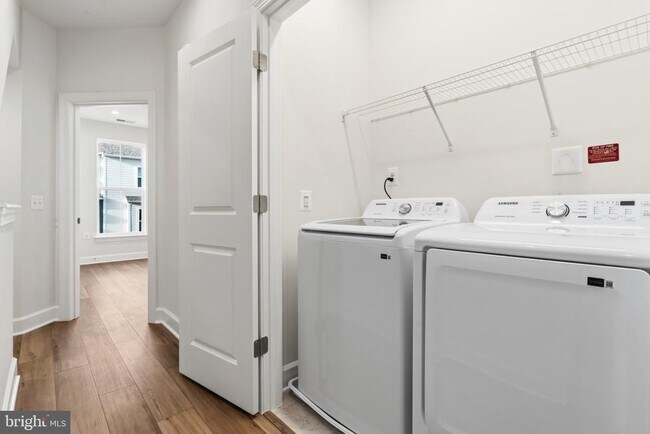 Building Photo - 602 Watermans Dr