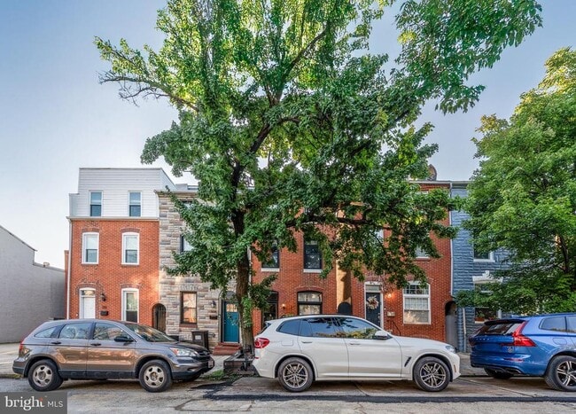 Building Photo - 306 S Washington St