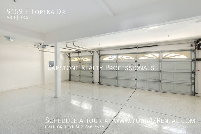 Building Photo - 9159 E Topeka Dr