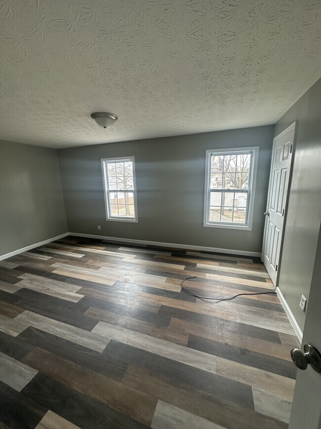 Building Photo - 1568 Arlington Ave