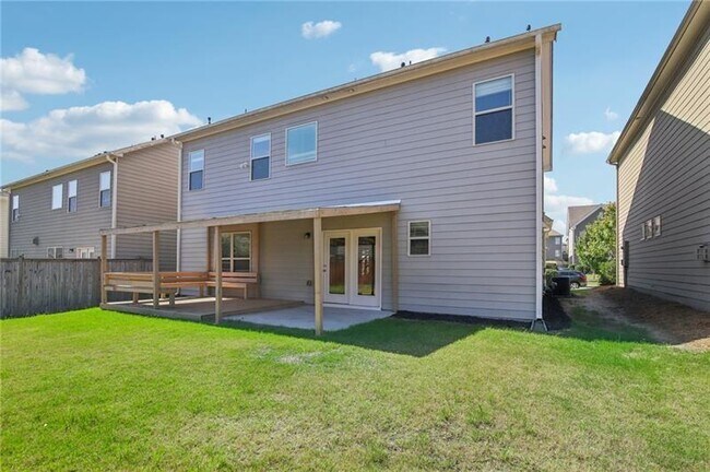 Building Photo - 5770 Rialto Way