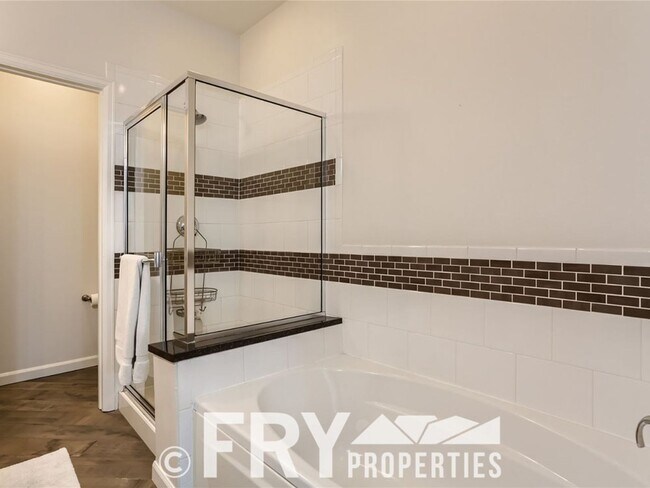 Building Photo - Furnished Townhome in RiNo