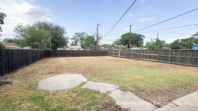 Building Photo - 2706 37th St