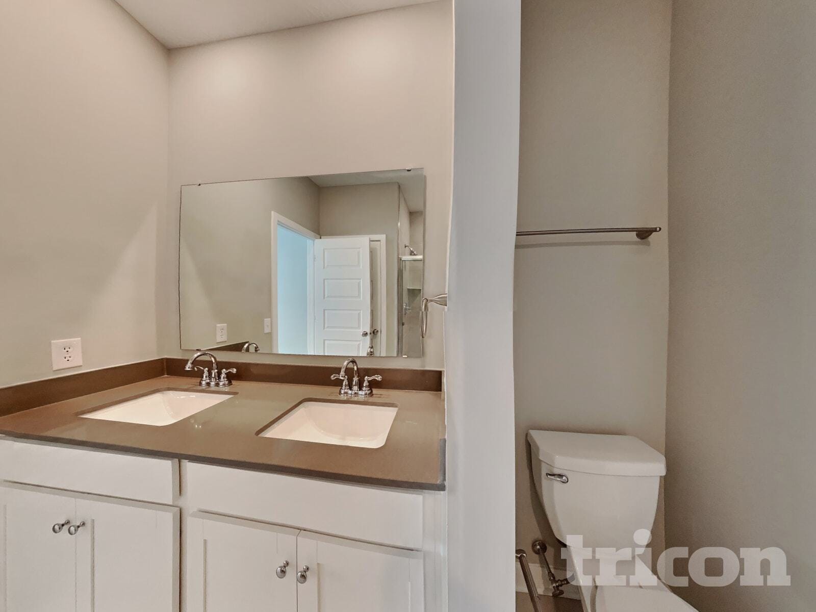 Building Photo - 224 Bluestem Ln