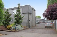 Building Photo - 9222 N Lombard St