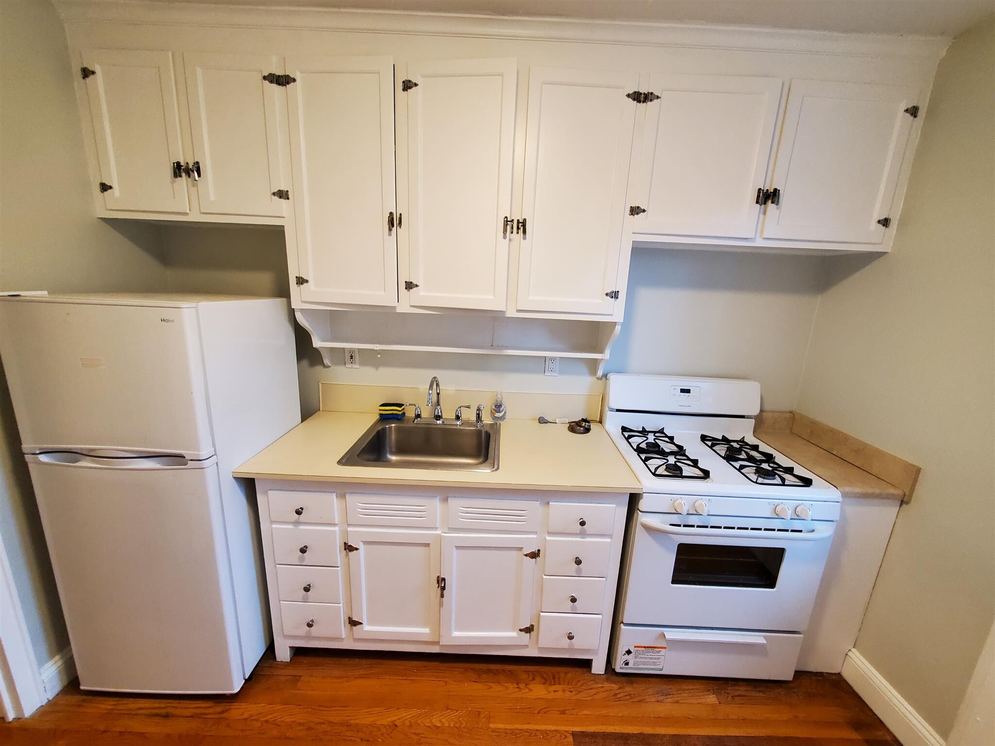 Building Photo - 16 Ware St