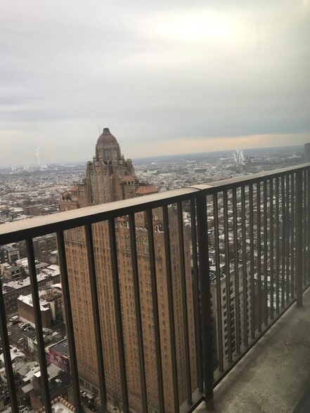 Fantastic views - 1420 Locust St