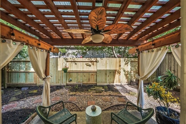 Building Photo - 2351 Summit Way Ct