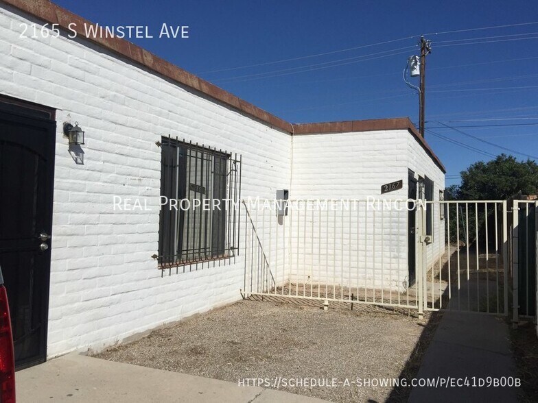 Building Photo - 2165 S Winstel Ave
