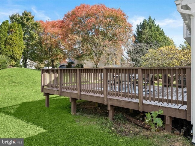 Building Photo - 8806 Admiral Dr