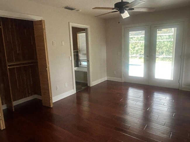 Building Photo - 8526 SW Westwood Ln