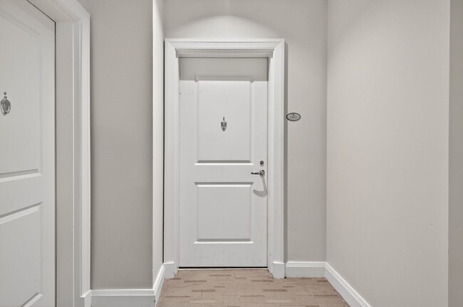 Building Photo - 24th Floor Condo Unit