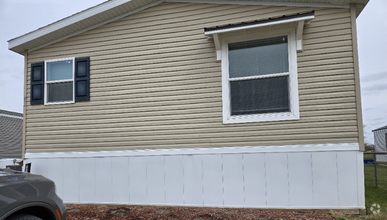 Building Photo - 228 Golfview Ct