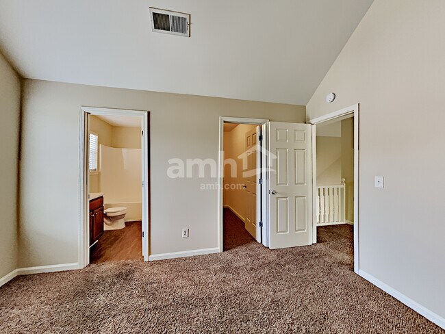 Building Photo - 1710 Tuftstown Ct