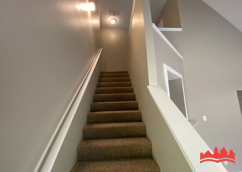 Building Photo - 2066 Penn Gap Cove