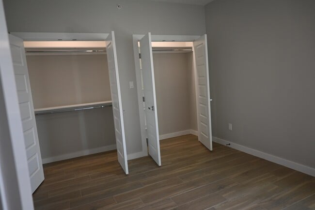Building Photo - 311 Dorel Dr